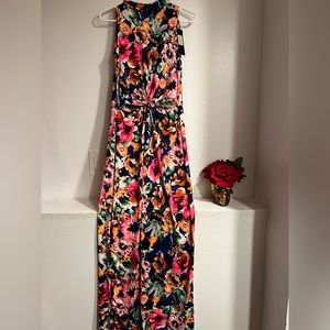 BRAND NEW FLORAL MAXI DRESS WITH CUTOUTS